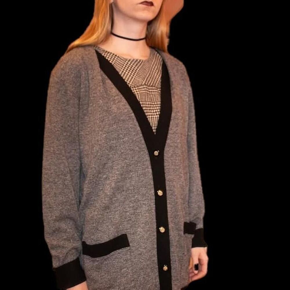 American Vintage Women's Black and Grey Cardigan